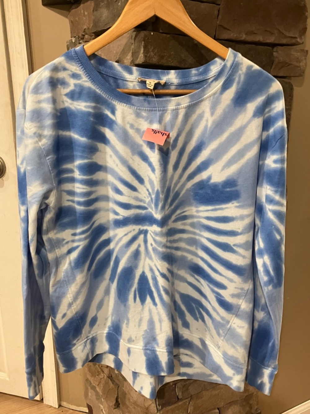 Jane and Delancy sweatshirt M